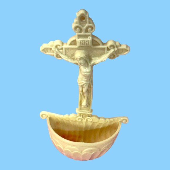 Vintage Wall-Mounted Holy Water Font Jesus On Cross & INRI Religious Catholic 6" - Picture 2 of 5